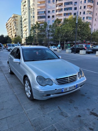 mercedes-benz-c-class-big-0