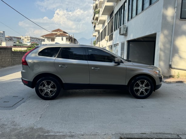 volvo-xc60-viti-2013-t6-2989-cc-pa-taksluksi-behet-100-gas-big-1