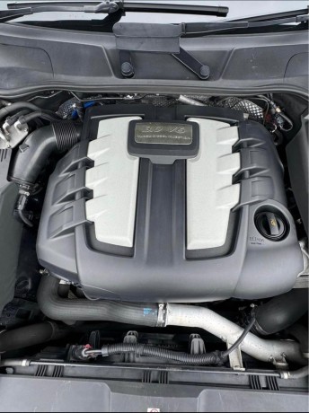 porsche-cayenne-big-4