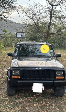 jeep-cherokee-25td-big-0